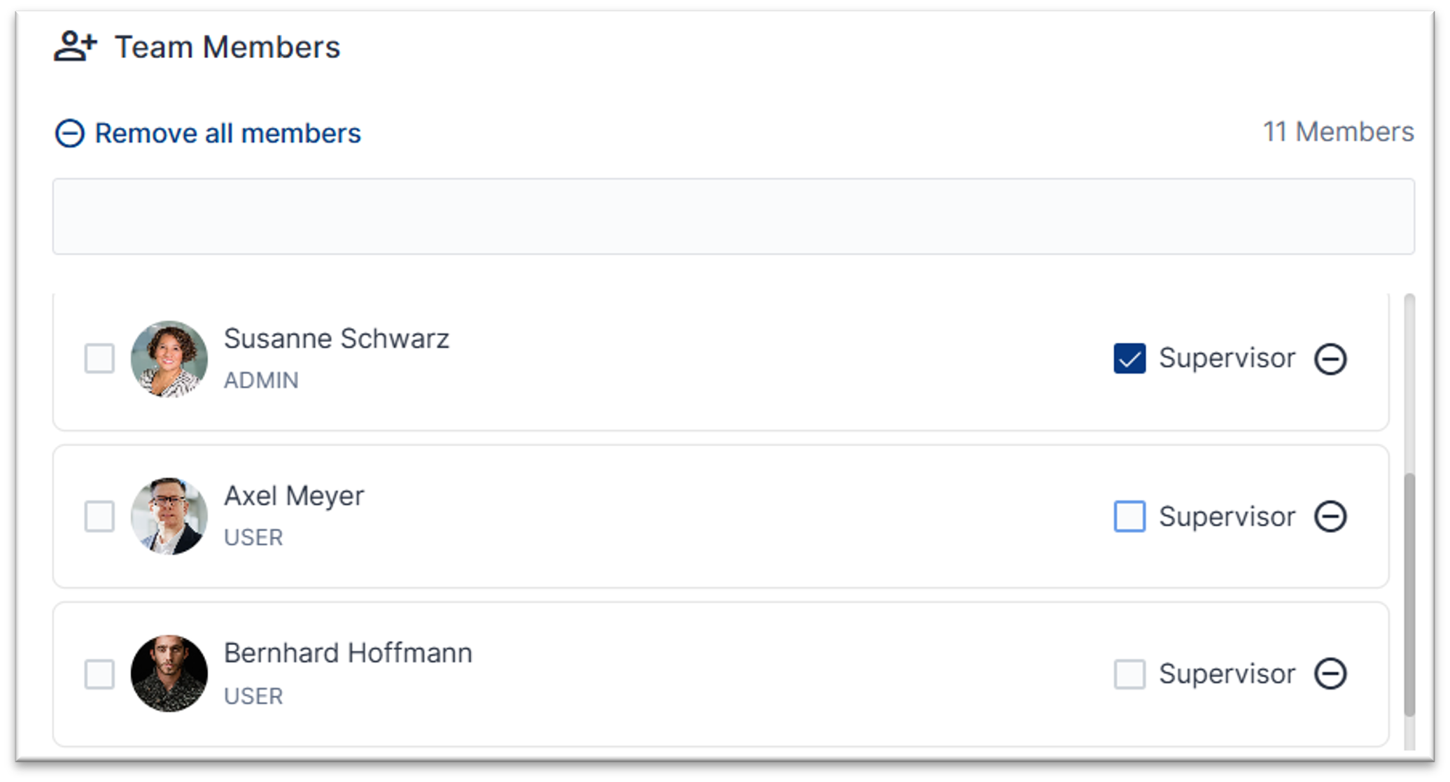 Der Screenshot zeigt die Hierarchie- und Rollenverwaltung in KAN-ONE, einschließlich der Zuweisung von Zugriffsrechten.